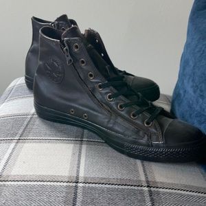 Converse boots. Size 11